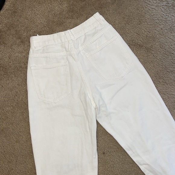 white high waisted jeans - Picture 3 of 4